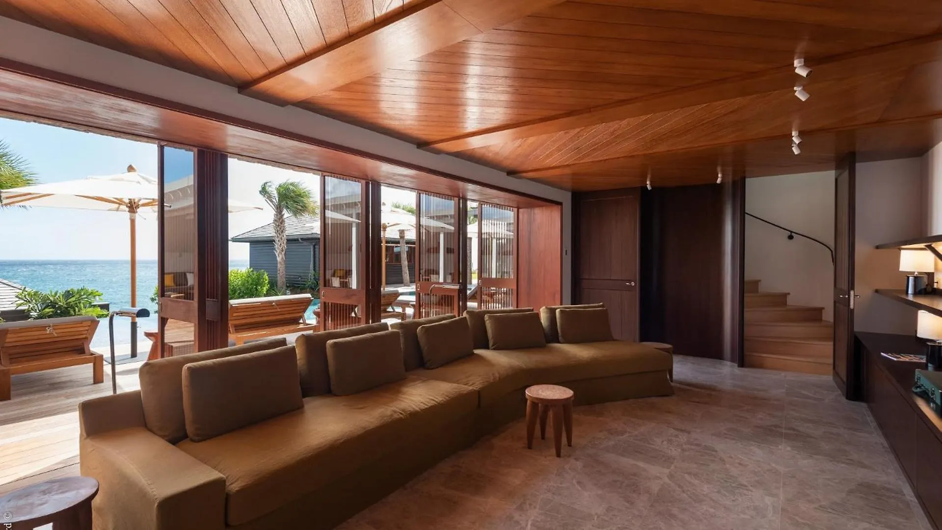 Spacious Villa With True Architectural Gem Toiny